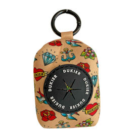 Dukier Tattoo Porta-sacos com gancho para cães 