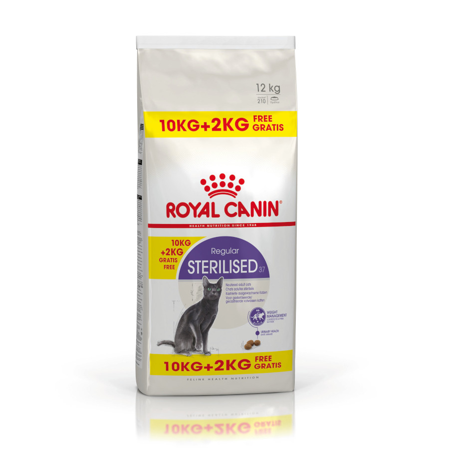 12 kg (10 + 2 kg grátis!) Royal Canin Regular Sterilised 37 ração para gatos