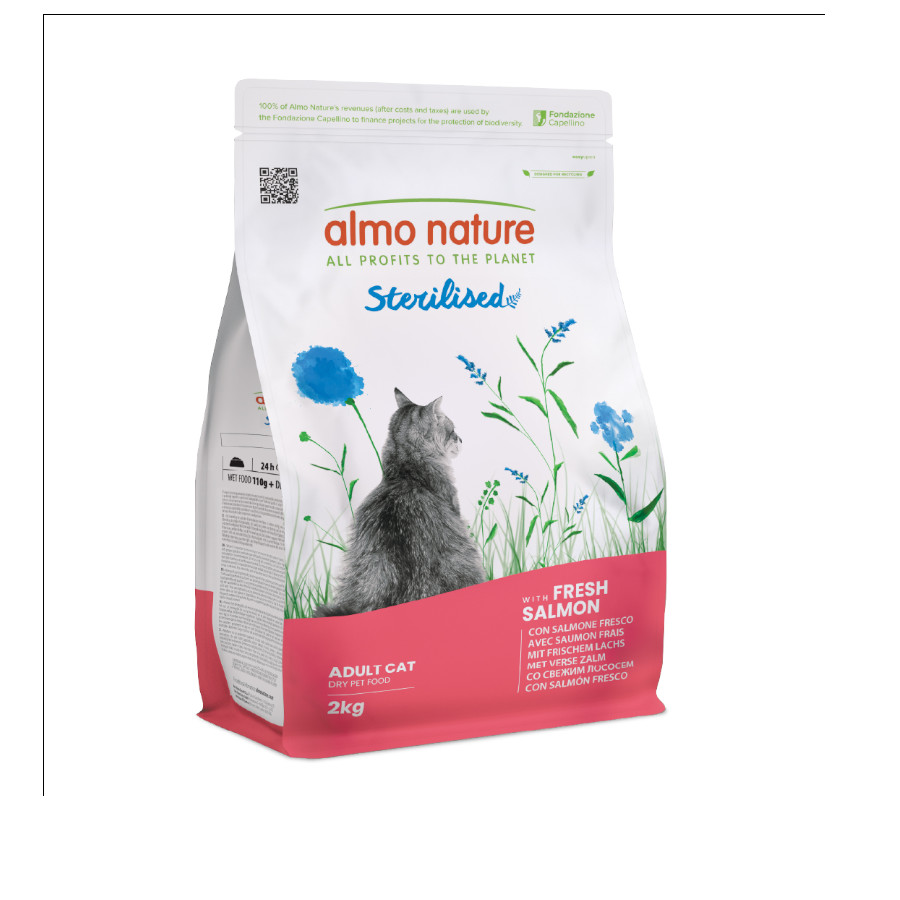 2 KG 2 kg Almo Nature Alimento para gatos com salmão esterilizado
